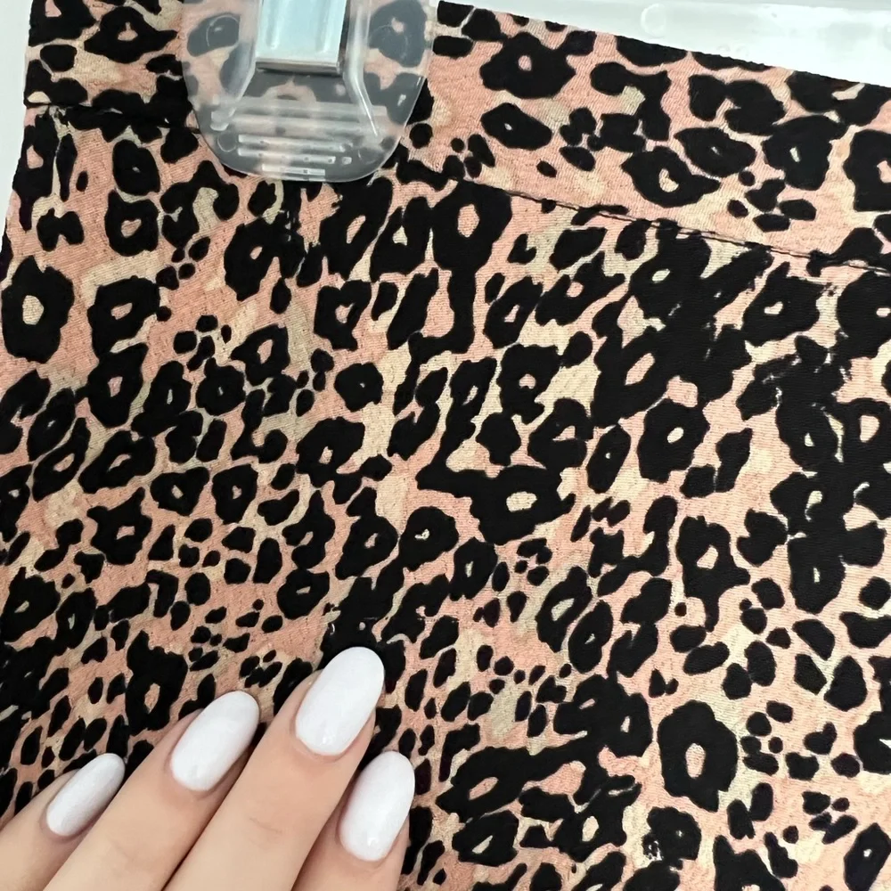 NWT Suzy Shier Animal Print Midi Skirt - Picture 8 of 8